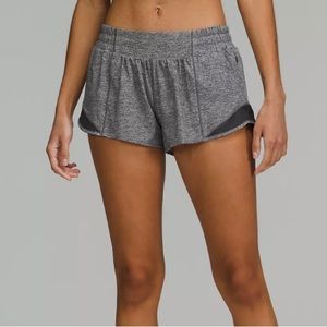 Lululemon hotty hot low-rise lined shorts 2.5” size 2 heather grey